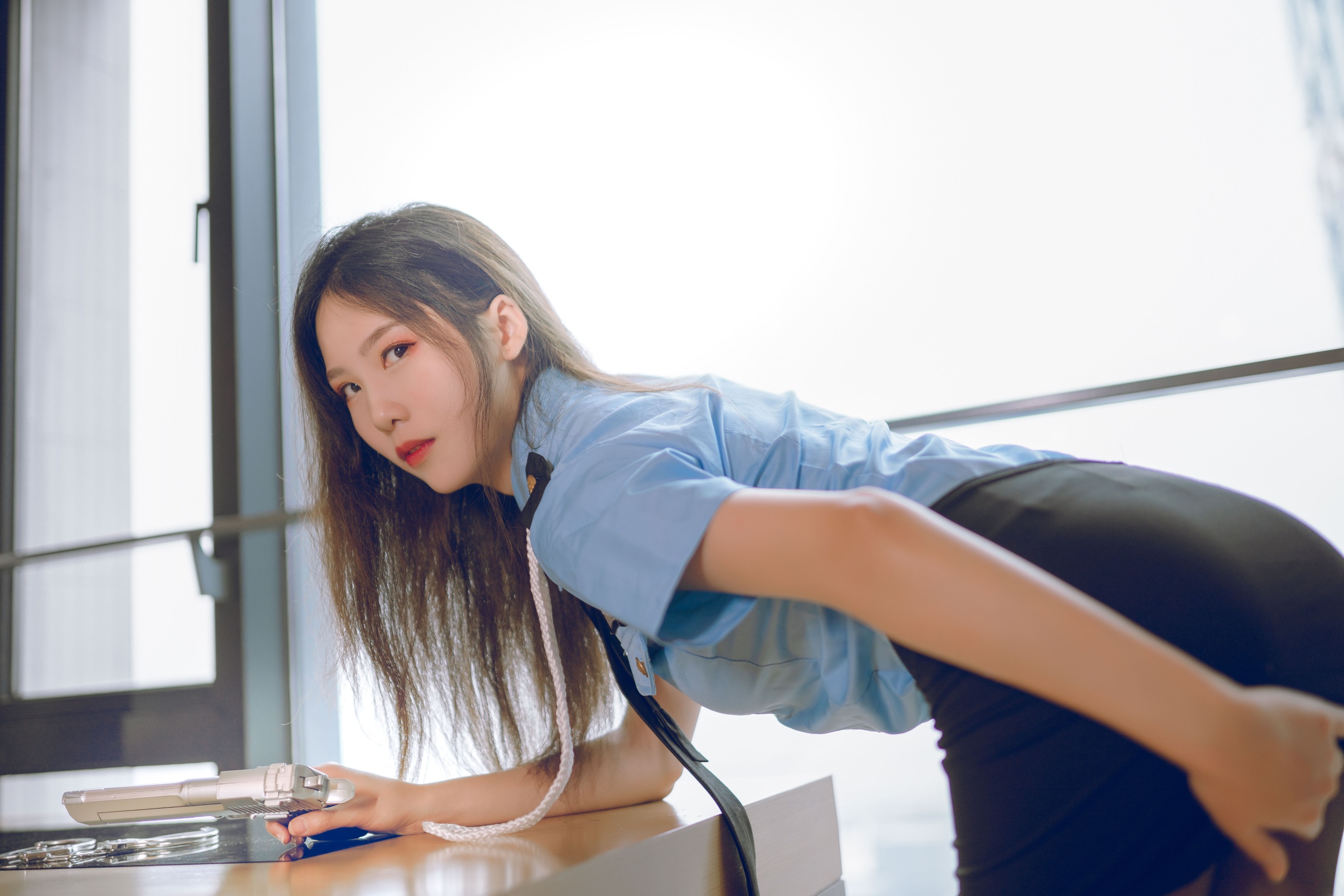 图片[1]-抖娘-利世 – NO.001 女警 [20P]-XikXak